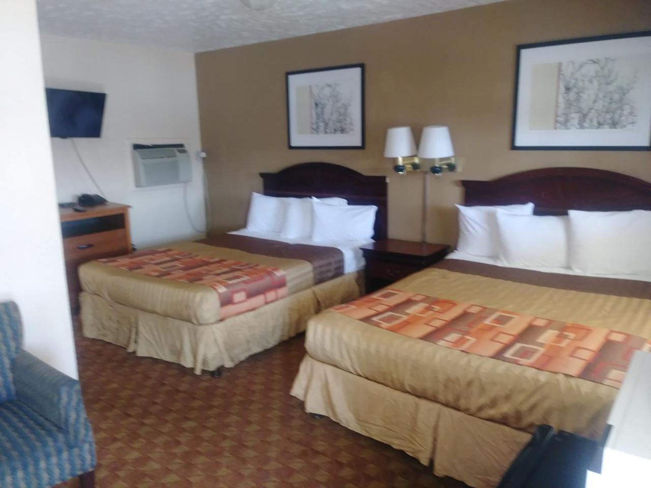 Garden Inn & Suites Нью Браунфелс Экстерьер фото